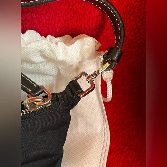 Vintage Prada Black Shoulder Bag Modern Minimalist Design - Picture 5 of 12